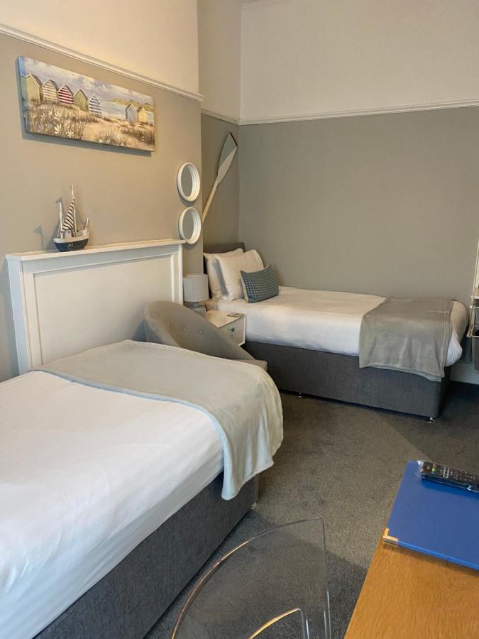 Beachside Guest House Llandudno Esterno foto