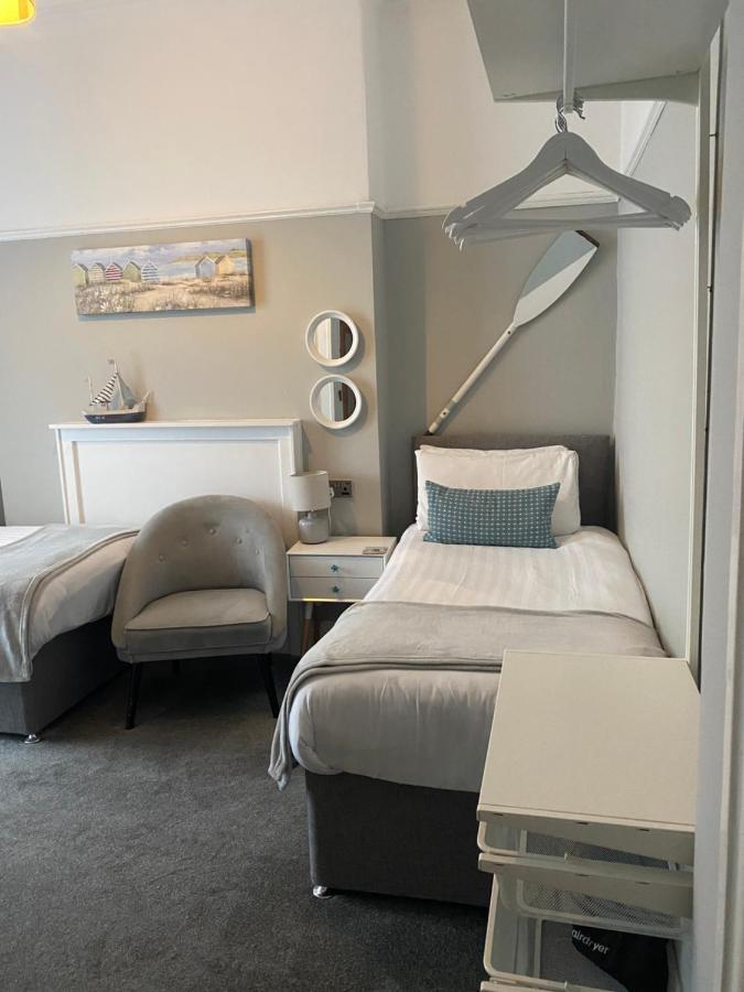 Beachside Guest House Llandudno Esterno foto